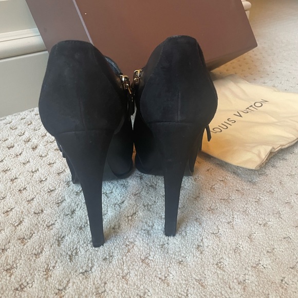 Louis Vuitton high heeled booties - Picture 10 of 12